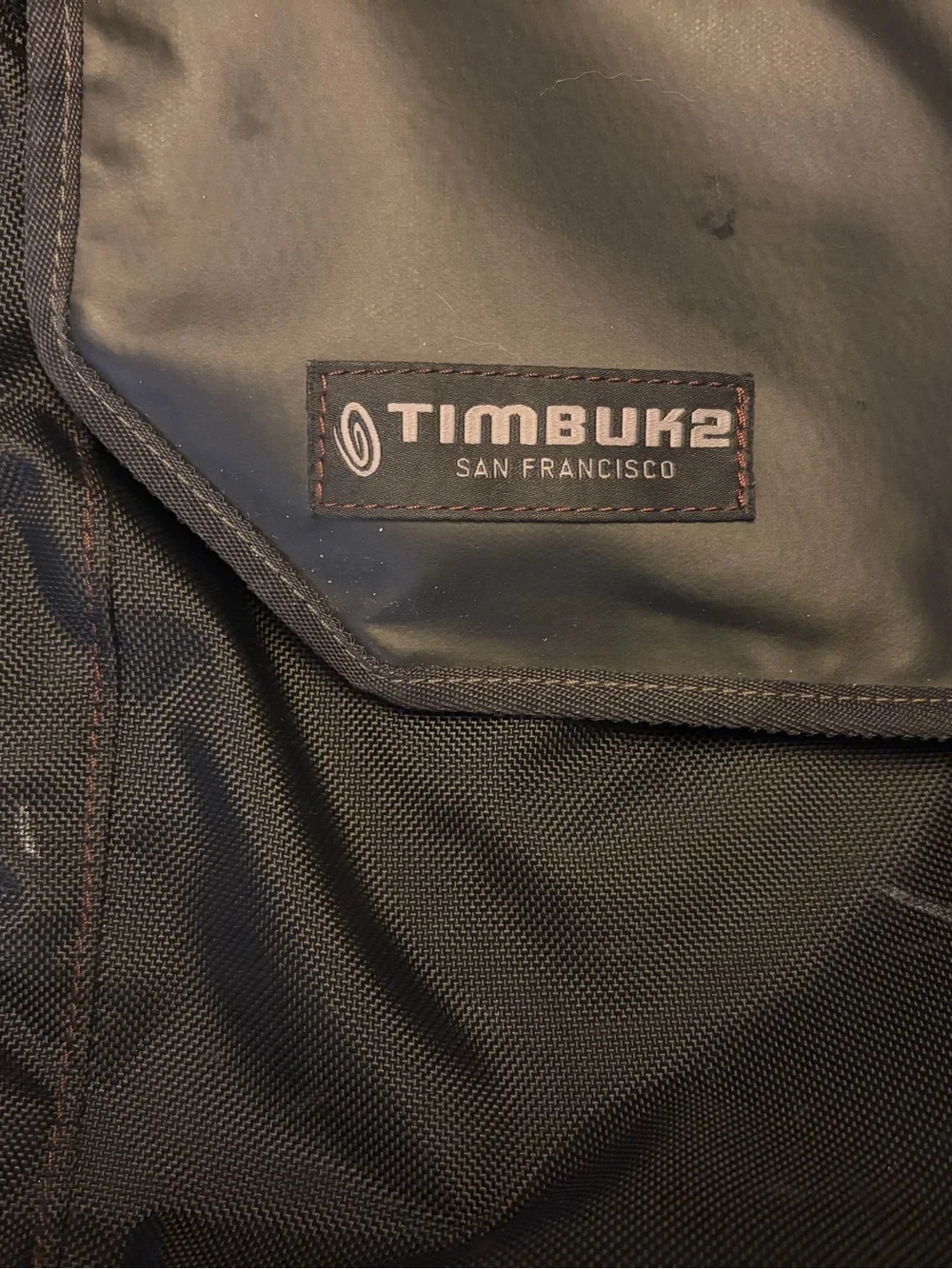 TIMBUK2 Core Briefcase Laptop Messenger Bag Black Used